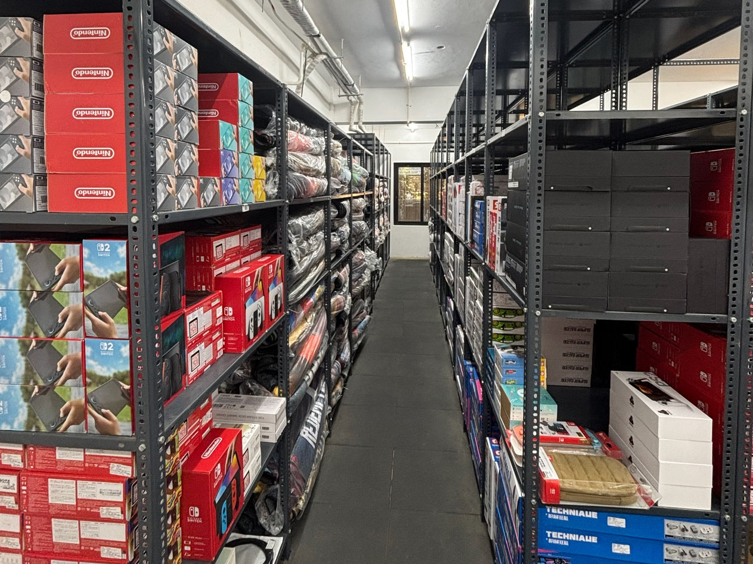 Micromini store and warehouse